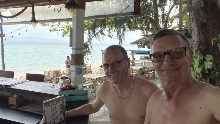 Tiki Beach Bar