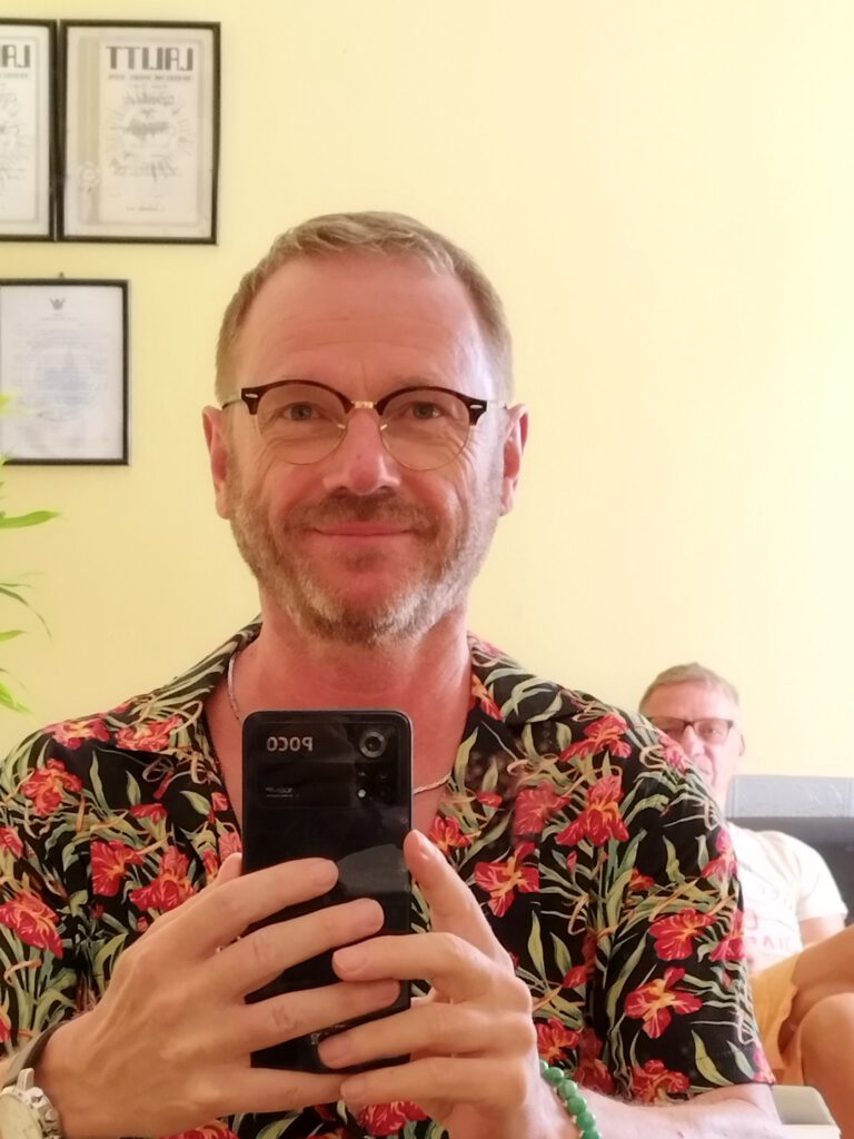 neuer Haarschnitt