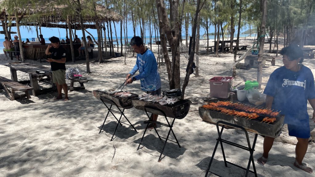 Es wird gegrillt